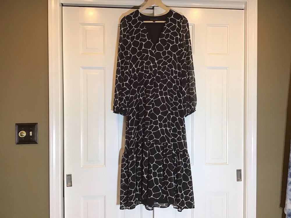 Banana Republic Chiffon Black White Tiered Midi Dress S Minimalist Office Dainty